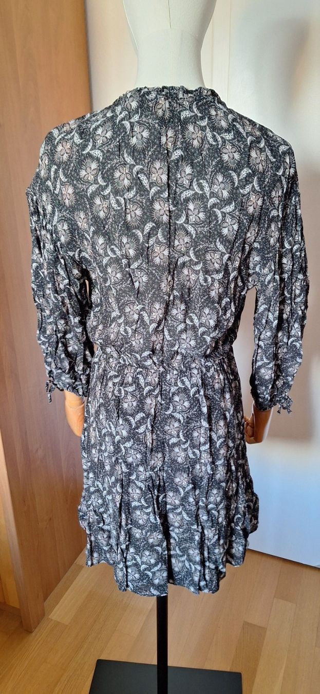 Kookai Vestiti: Kookai, robe – Nuovo e nell'imballaggio originale da Lussery-Villars venduto da pousinete02 2