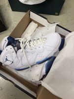 Baskets Air Jordan 7 Retro blanc bleu taille 42.5