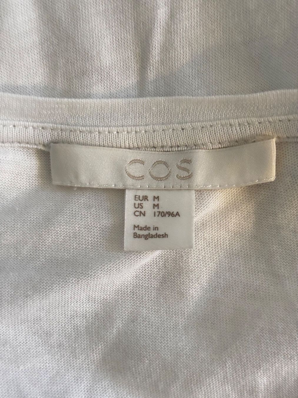 Cos T-Shirts: COS weisses T-Shirt Gr. M – Gebraucht aus Zürich von missmodernage 4
