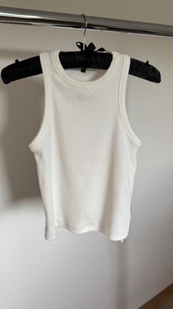 Massimo Dutti Cropped-Top. In perfektem Zustand, wie neu. 