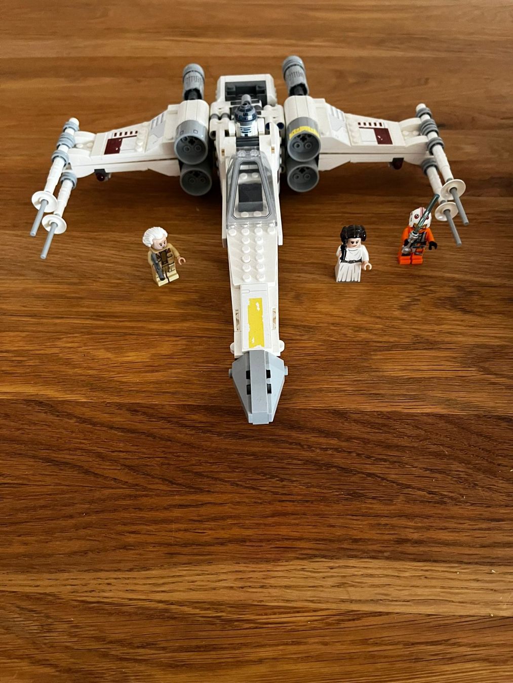 Lego Statuette: Lego Millenium Falcon + X-Wing + AT-AP Walker – Usato da St. Gallen venduto da Baao 1
