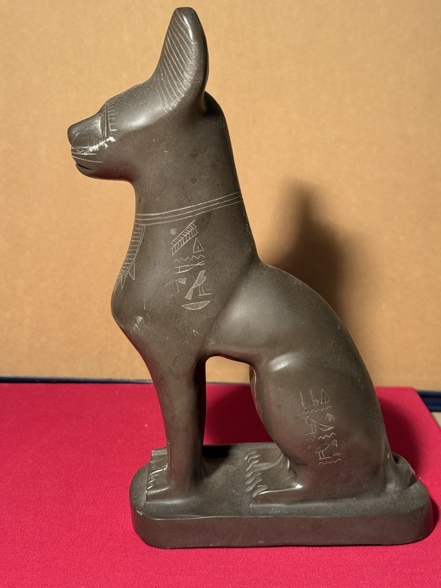 Statuette: Unique Egyptian Cat Statue, Ancient Design & Engravings – Usato da Lausanne venduto da vas_cdb2 4