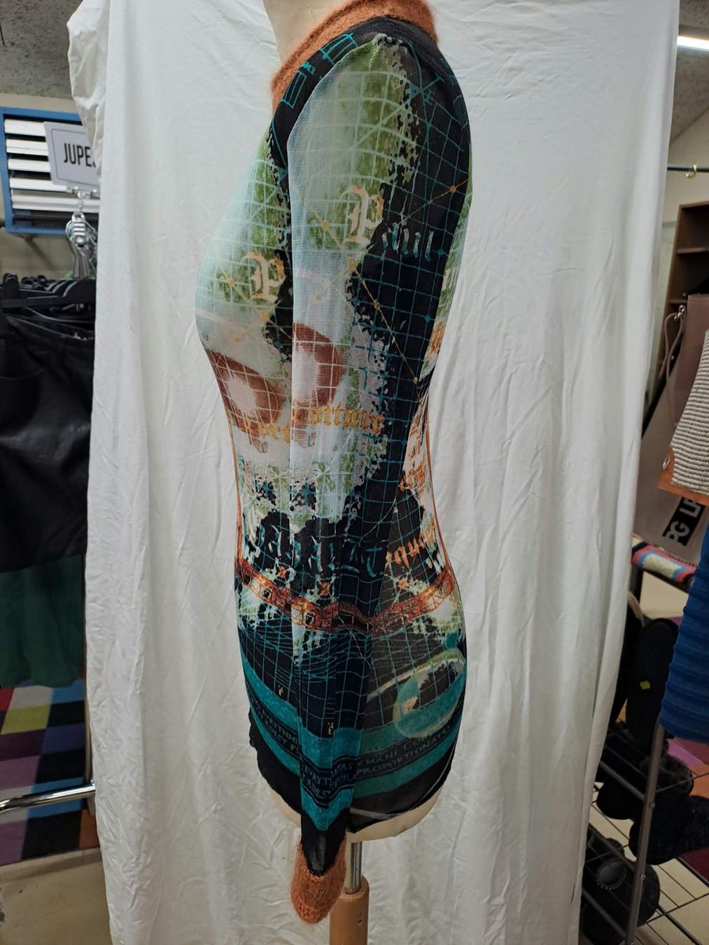 Maglioni & Felpe: Pull Jean Paul Gaultier – Usato da La Chaux-de-Fonds venduto da Emmaus2300CDF 5