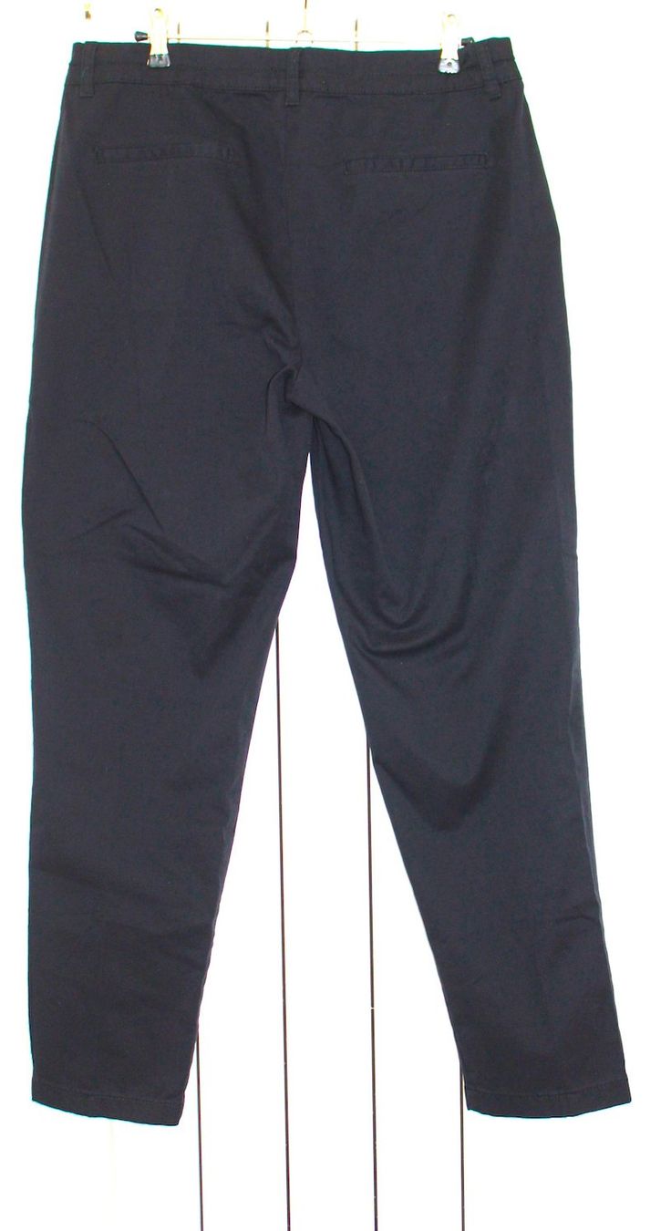 Pantaloni: Damenhose dunkelblau , eher 38/40 ? – Usato da Locarno venduto da madame-tus-sauds 1
