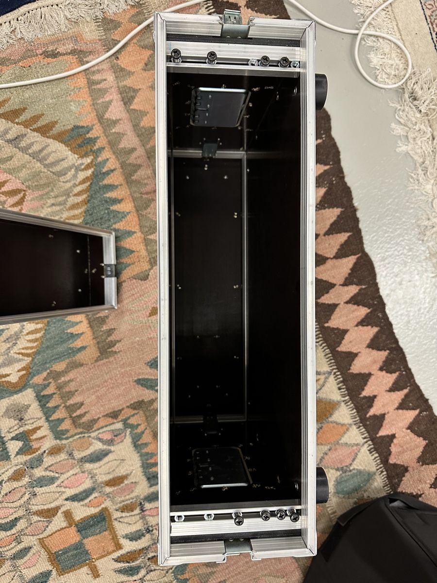 Altri accessori: 19 Zoll Rack Case Thon schwarz – Usato da Zürich venduto da ulloadi 4