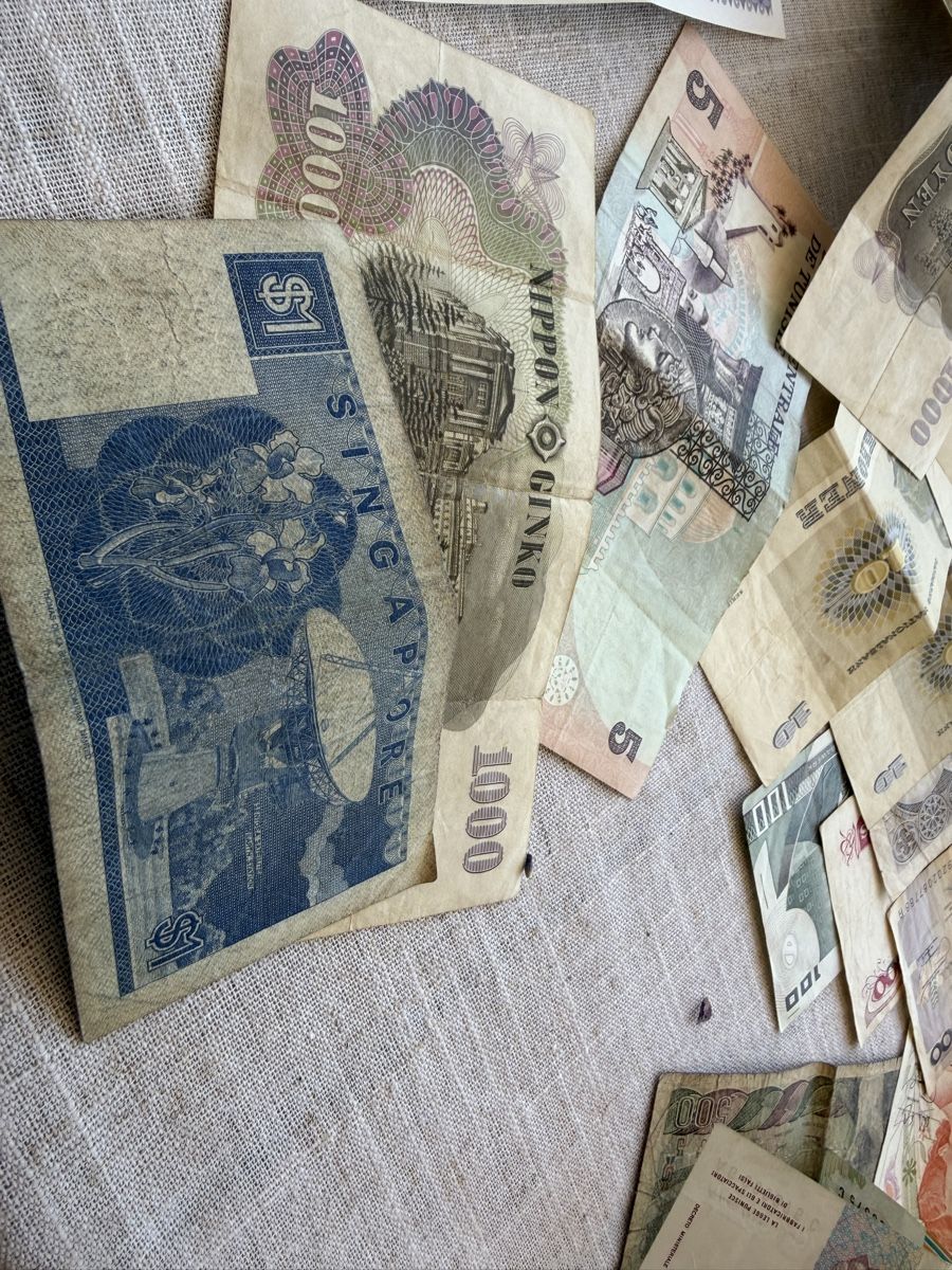 Banknoten: Billets et pièces divers, collection, bon état – Gebraucht aus Lutry von Akombi 3