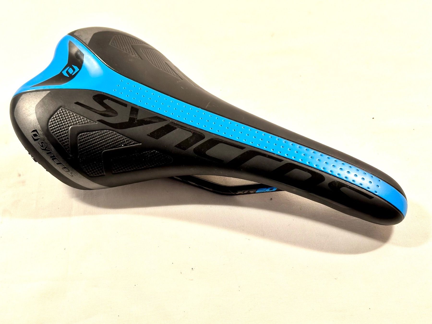Ersatzteile: SYNCROS. XR 2.0 saddle Sattel 255g – Gebraucht aus Luzern von bikeandbeltcom 1