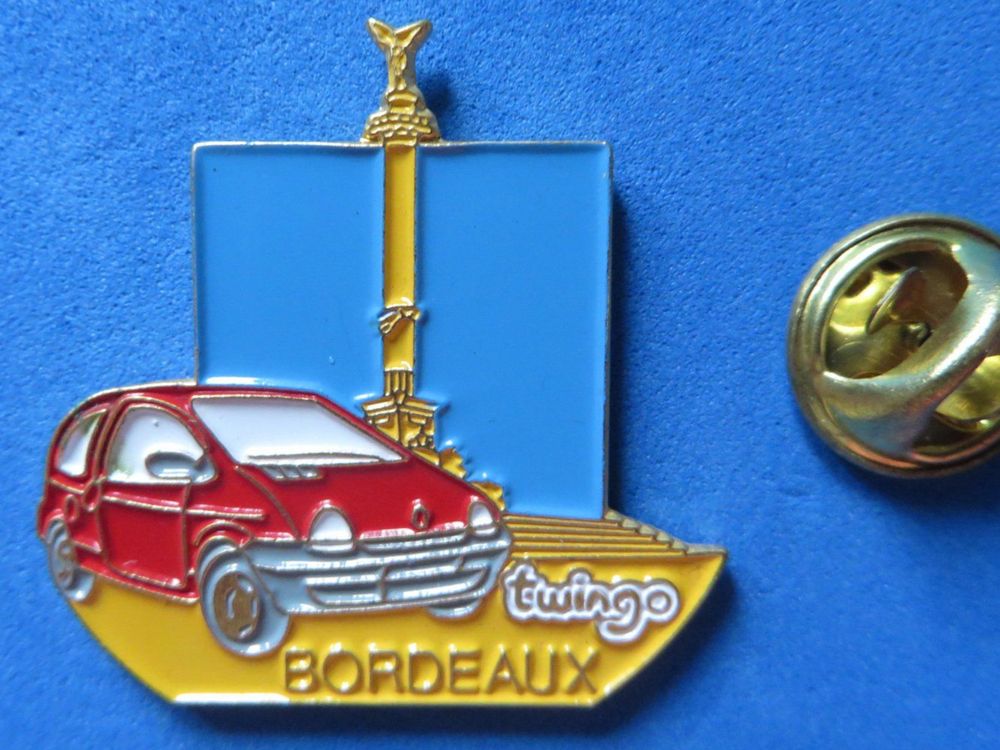 Automobile pins -  France