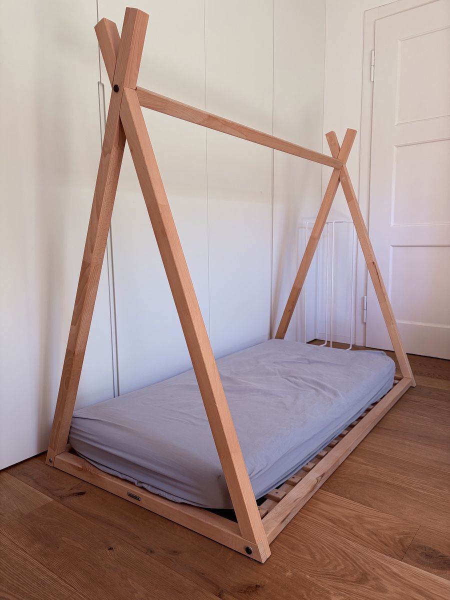 Betten: Lit Tipi enfant – Gebraucht aus Basel von Mathieu_M 1