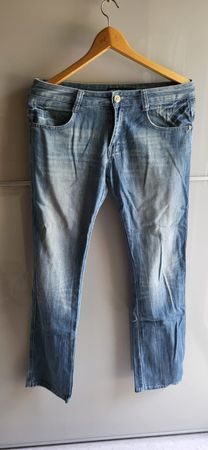 Herrenjeans von Veton,