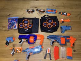 Nerf Set mit Blaster Zielscheiben Zubehör gebraucht