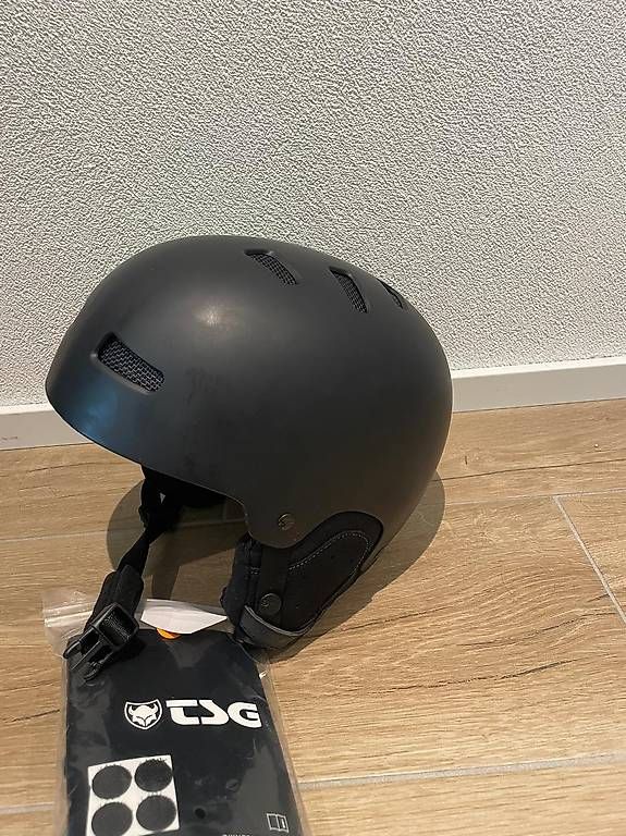 Caschi: TSG Skihelm – Usato da Davos Wolfgang venduto da ClaLietha 2