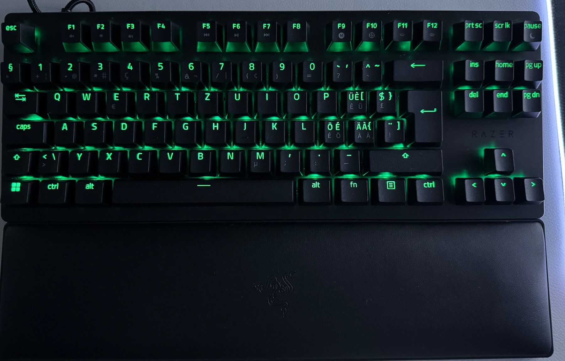 Razer Tastaturen: Razer Huntsman v2 TKL  Top Zustand! – Gebraucht aus Oberrohrdorf von Happy_Soul