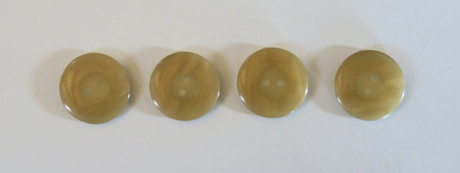 Bottoni: 4 Knöpfe, ø 25 mm – Usato da Brittnau venduto da marlenestone 1