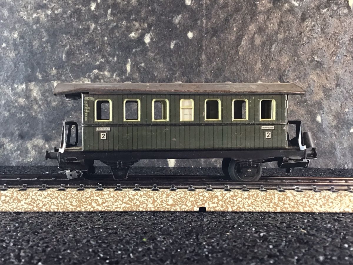 Märklin Modellbausätze & Standmodelle: MODELL MÄRKLIN – Defekt aus Männedorf von Spezial-Modelle 3