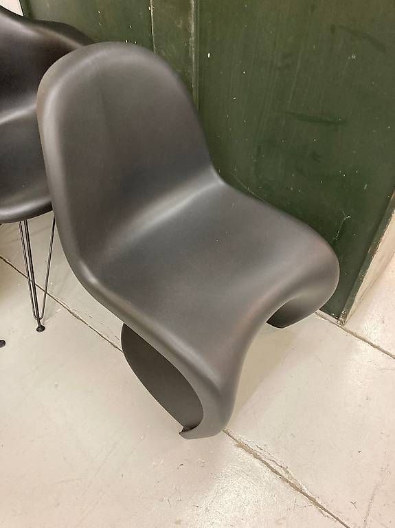 Vitra Sedie: Original Vitra Panton Chair  Schwarz – Usato da Urdorf venduto da Kuoni2002 1