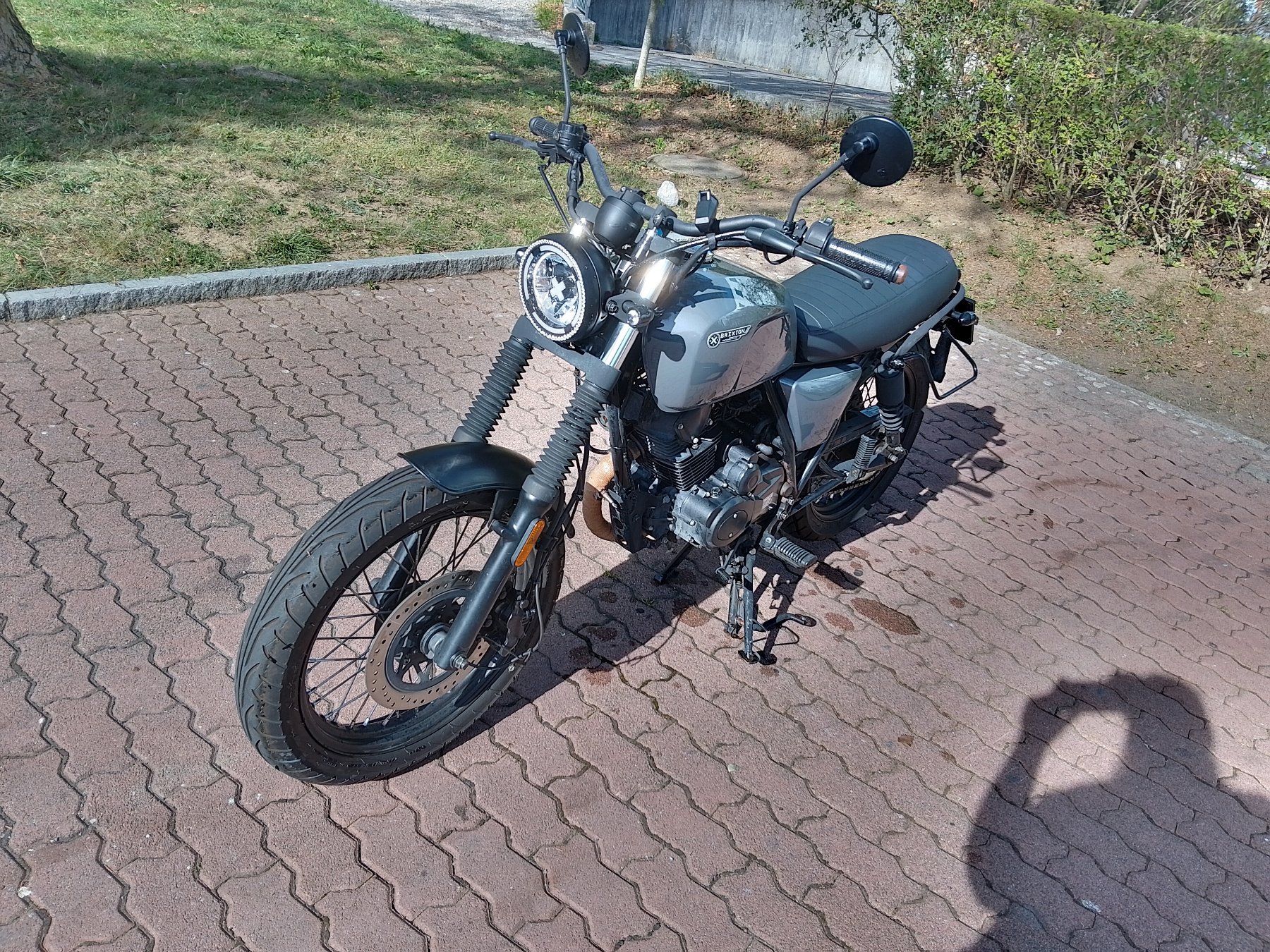 Brixton Motorcycles Strada: Brixton Cromwell 125 CBS grau – Usato da Trimbach venduto da Sportschuhe 2
