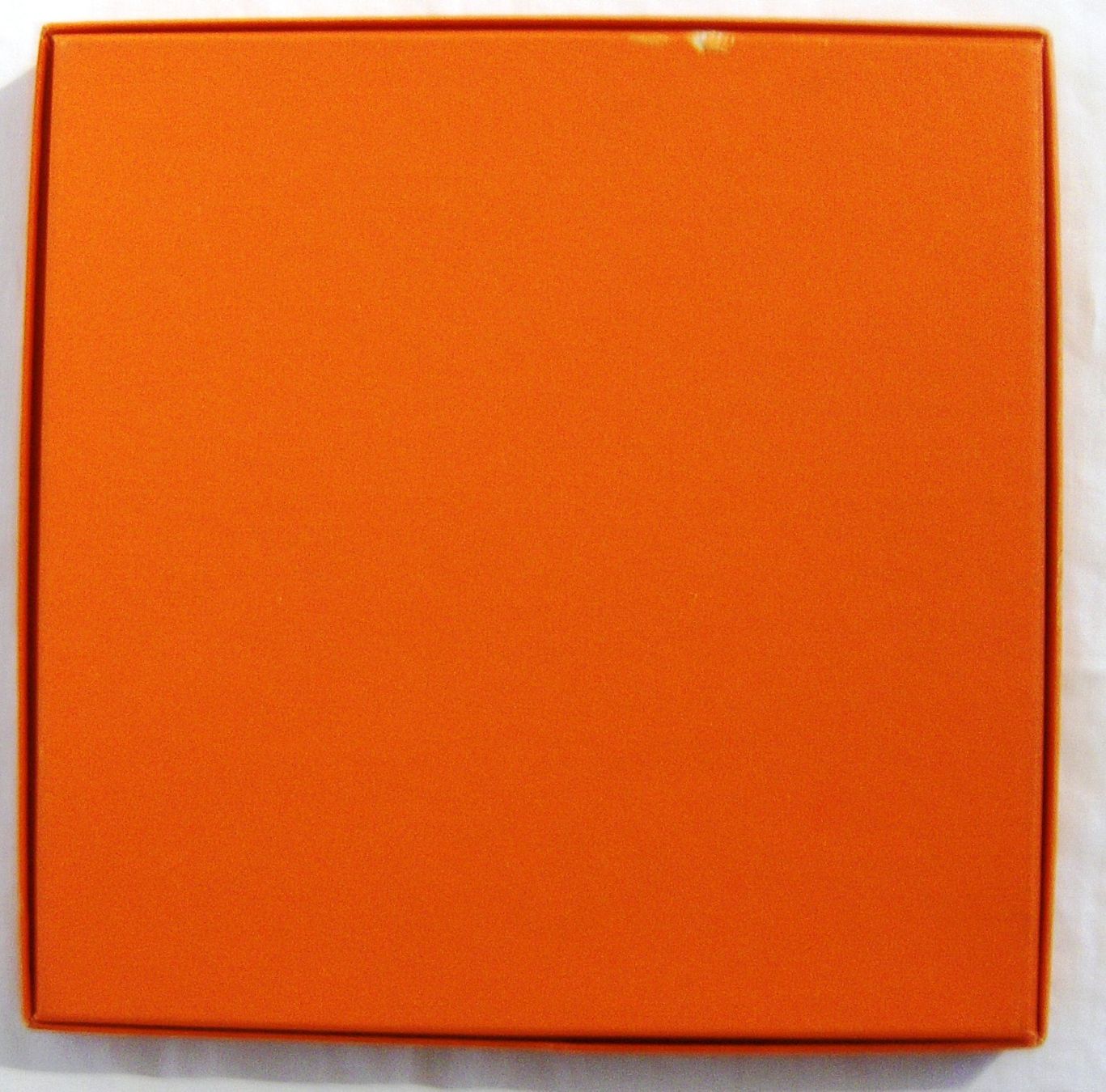 Hermès Foulards, Tücher & Schals: Hermès Foulard mit Hermès Box – Gebraucht aus Dübendorf von mar_85sd 2