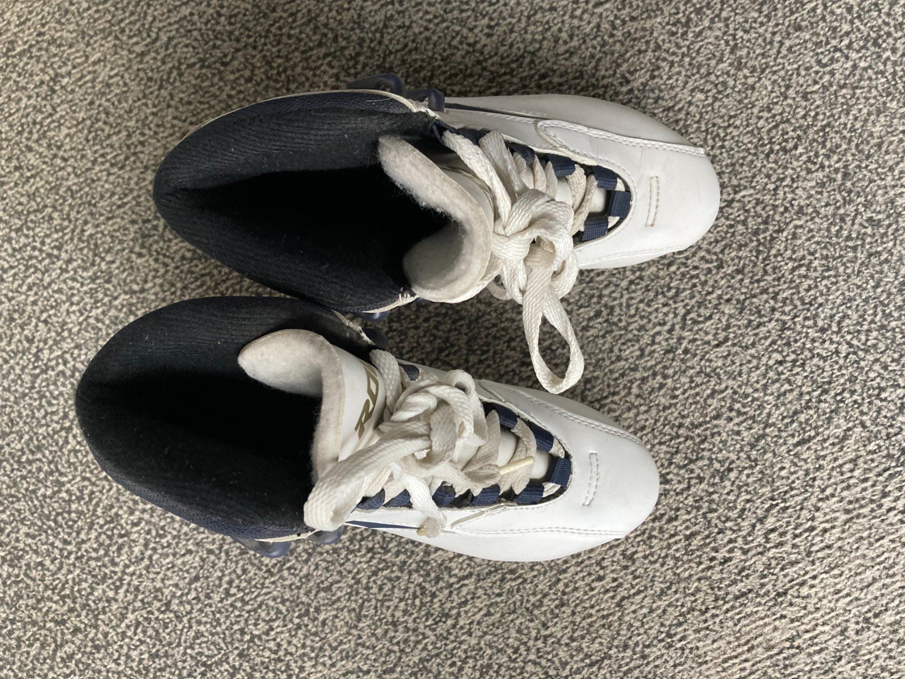 Patins à glace: Damenschlittschuhe – D'occasion à Aarwangen par wog_skf5 2