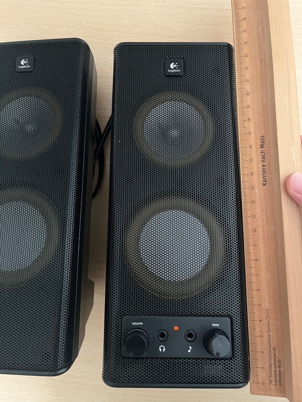 Logitech Lautsprecher: Set Logitech X-140 Computer Lautsprecher – Gebraucht aus Siebnen von  4