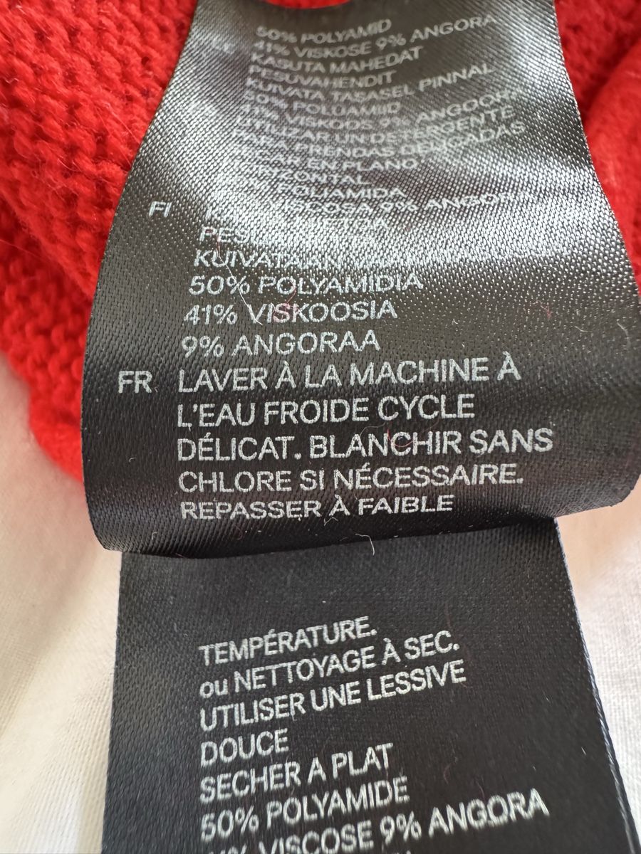 H&M Pullover & Sweatshirts: Pull d’hiver ou de Noël à flocon – Gebraucht aus Denens von sar_5wlm 4