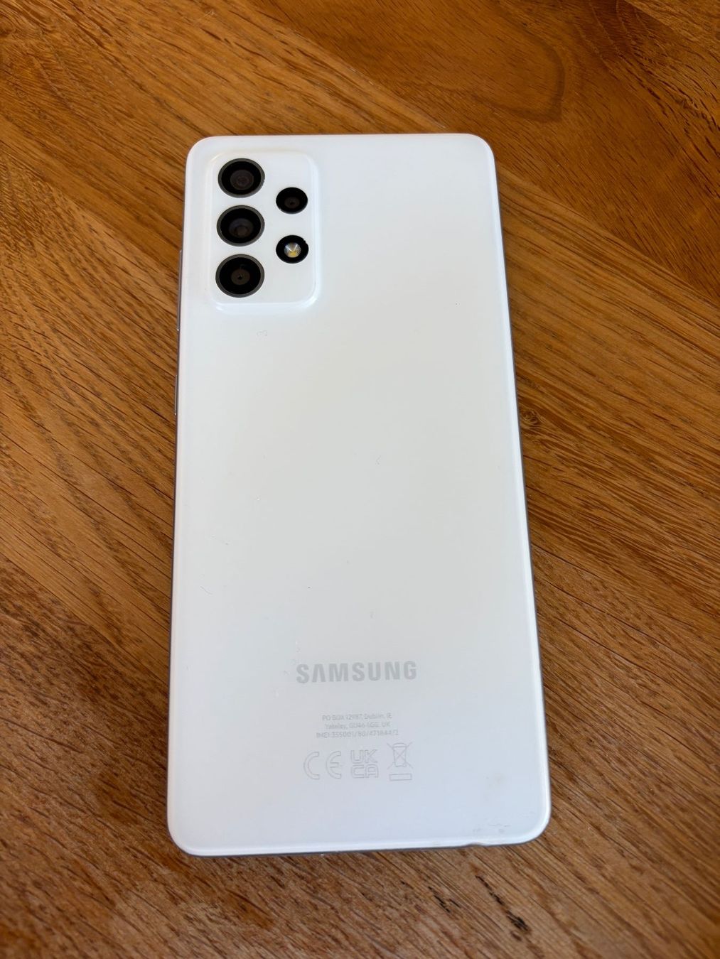 Samsung Telefoni cellulari / Smartphones: Smartphone Samsung Galaxy A52 mit Hülle – Usato da Bülach venduto da LuDe10 2