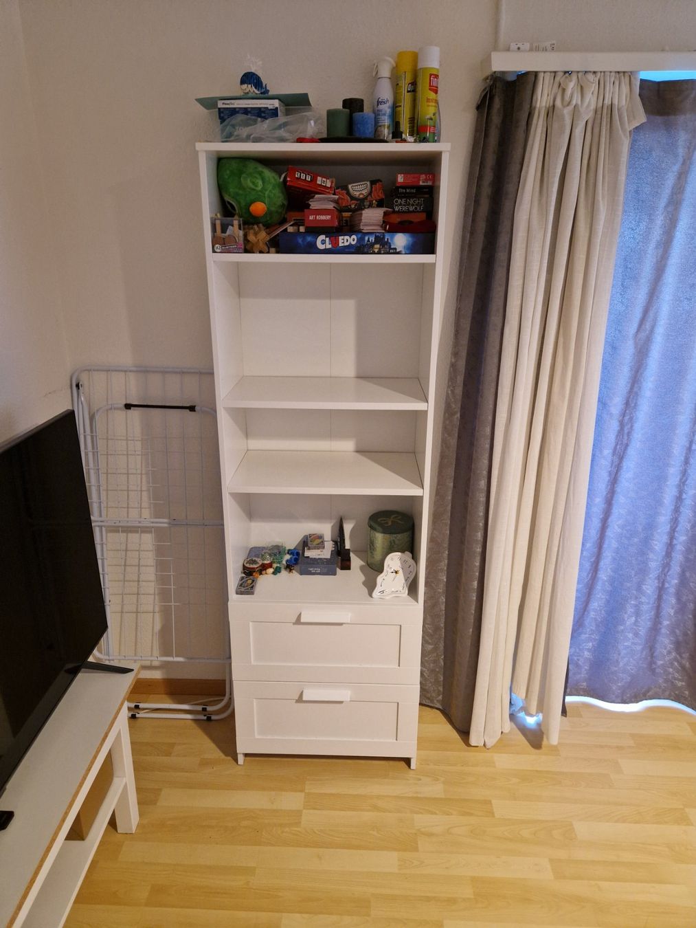 Ikea Scaffali: Regal mit Tueren // Shelf with drawers – Usato da Dübendorf venduto da sel_2mxt