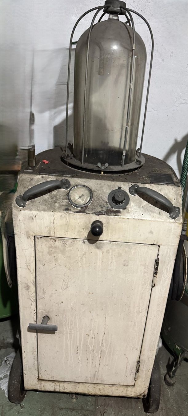 Swiss Tutti gli attrezzi: Pompa Aspirazione olio Vintage – Usato da Porza venduto da GioCa65