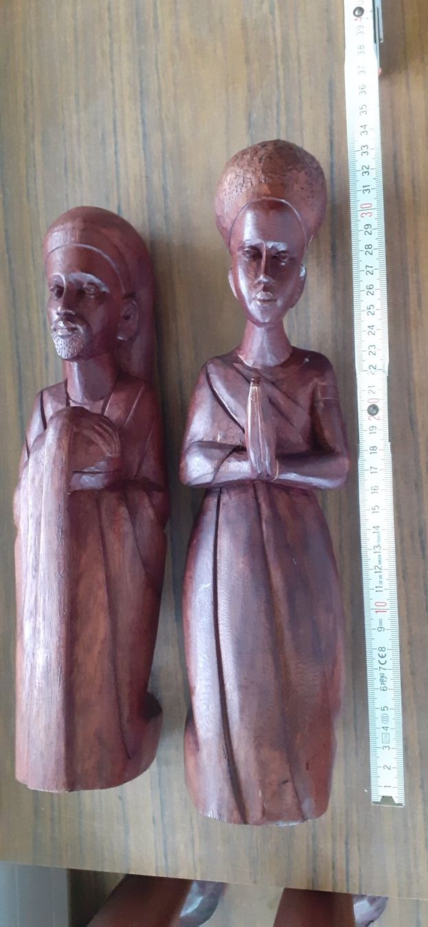 Statuette: Afrikanische Krippe mit grossen Figuren – Usato da Mörschwil venduto da antiksalon 8