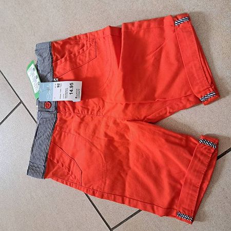 Kurze Baumwollshorts - Smile - Migros - Neu - 92