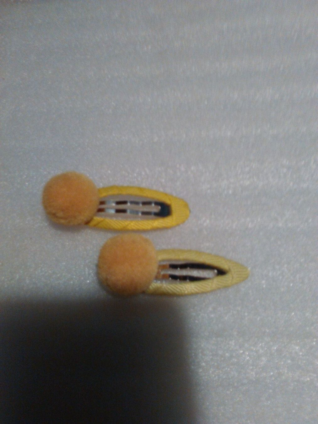 Accessori per capelli: HAARKLIPS;MIT EINE KÜGEL UND STOFF;GELB – Nuovo (secondo la descrizione) da Basel venduto da bijoutrie_4 1