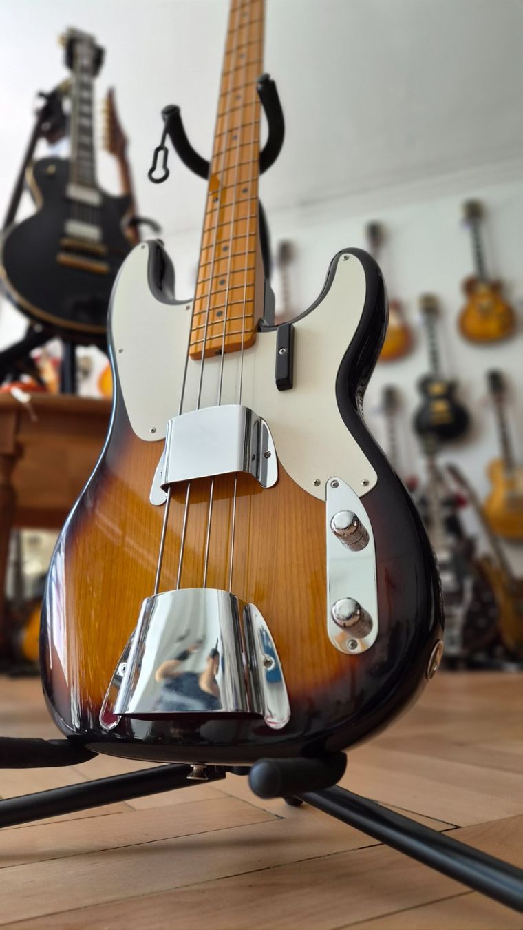 Fender Strumenti musicali: Fender Precision Bass 1954 – Usato da pieterlen venduto da AntonelloGuitars 1