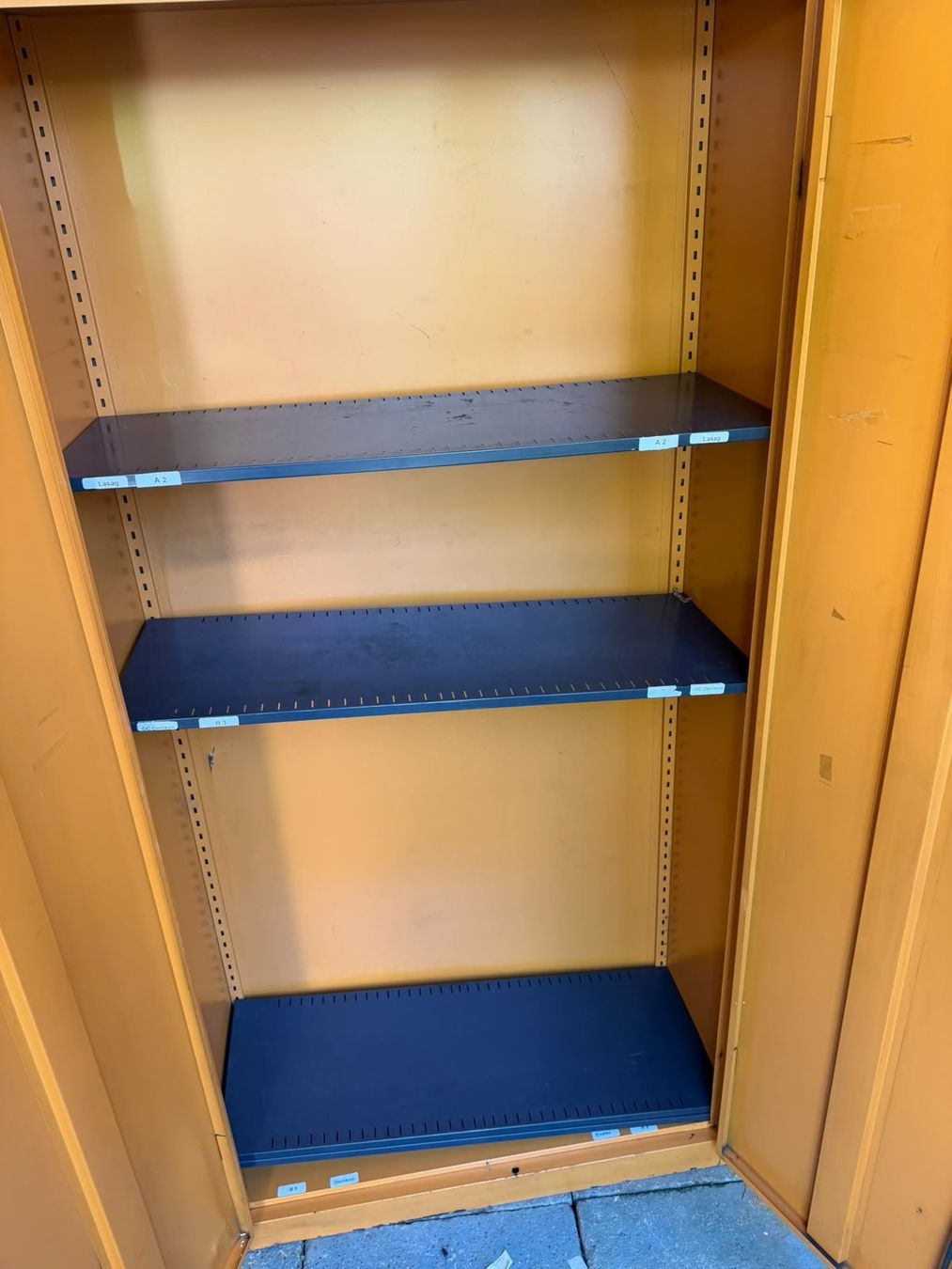 Armadi: Werkstatt Schrank – Usato da Buchs AG venduto da Werkstatt-Shop 1