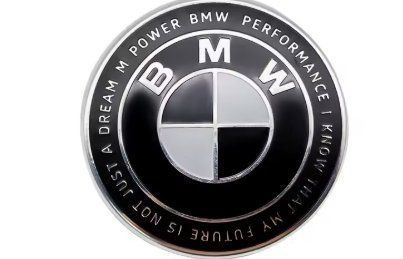 Alle Autoersatzteile: BMW Emblem M Power Performance – Neu und originalverpackt aus Hohentannen von TeamMagma