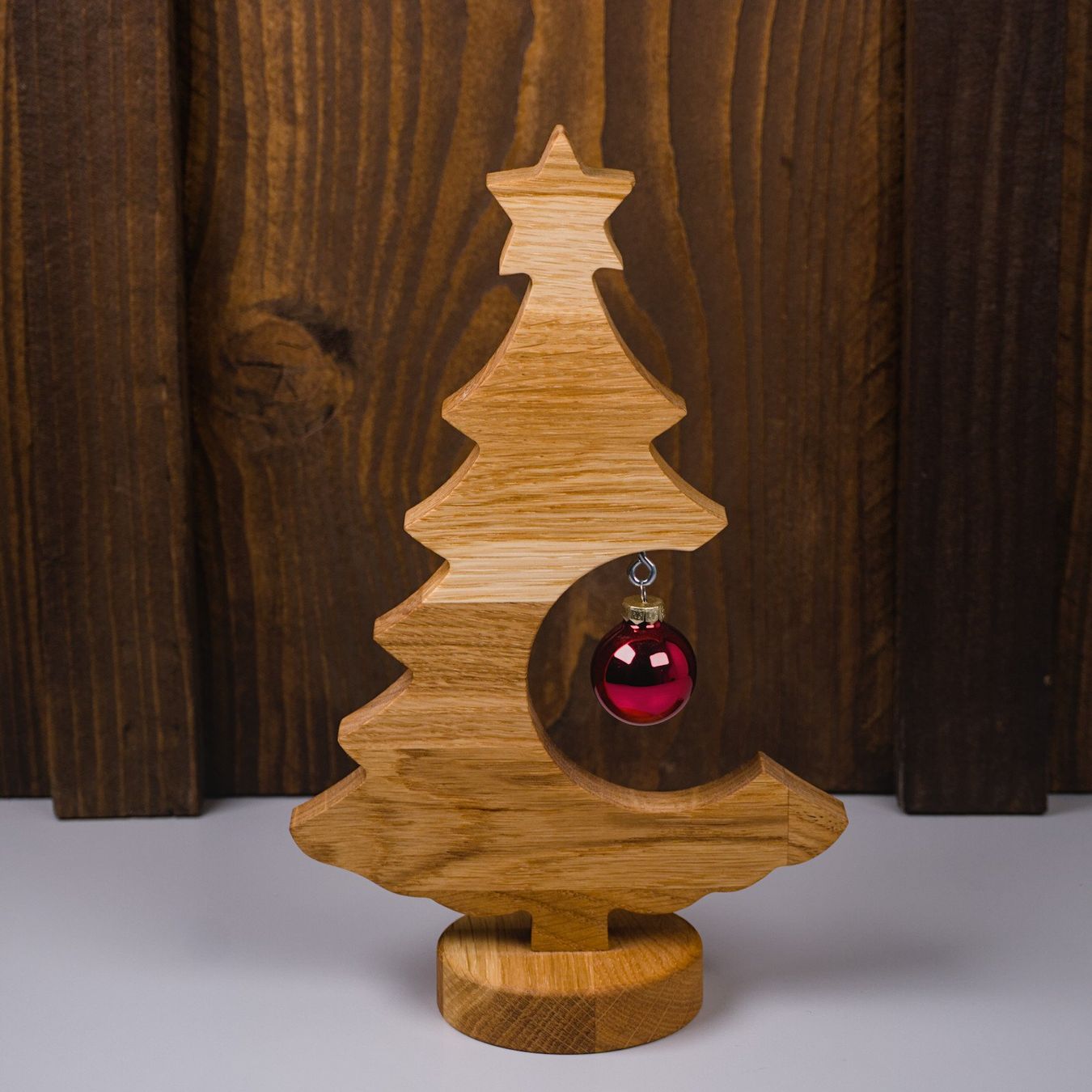 Alle Dekorationen: Weihnachtsbaum aus Eichenholz - Klassisch geölt – Neu und originalverpackt aus Hubersdorf von HolzPart