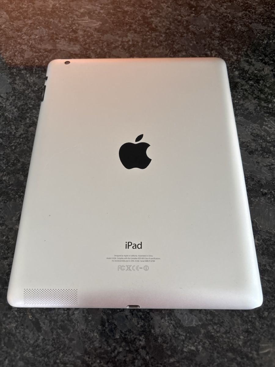 Apple Tablettes PC: IPad (4. Generation) – D'occasion à Schlierbach par Stee09 1