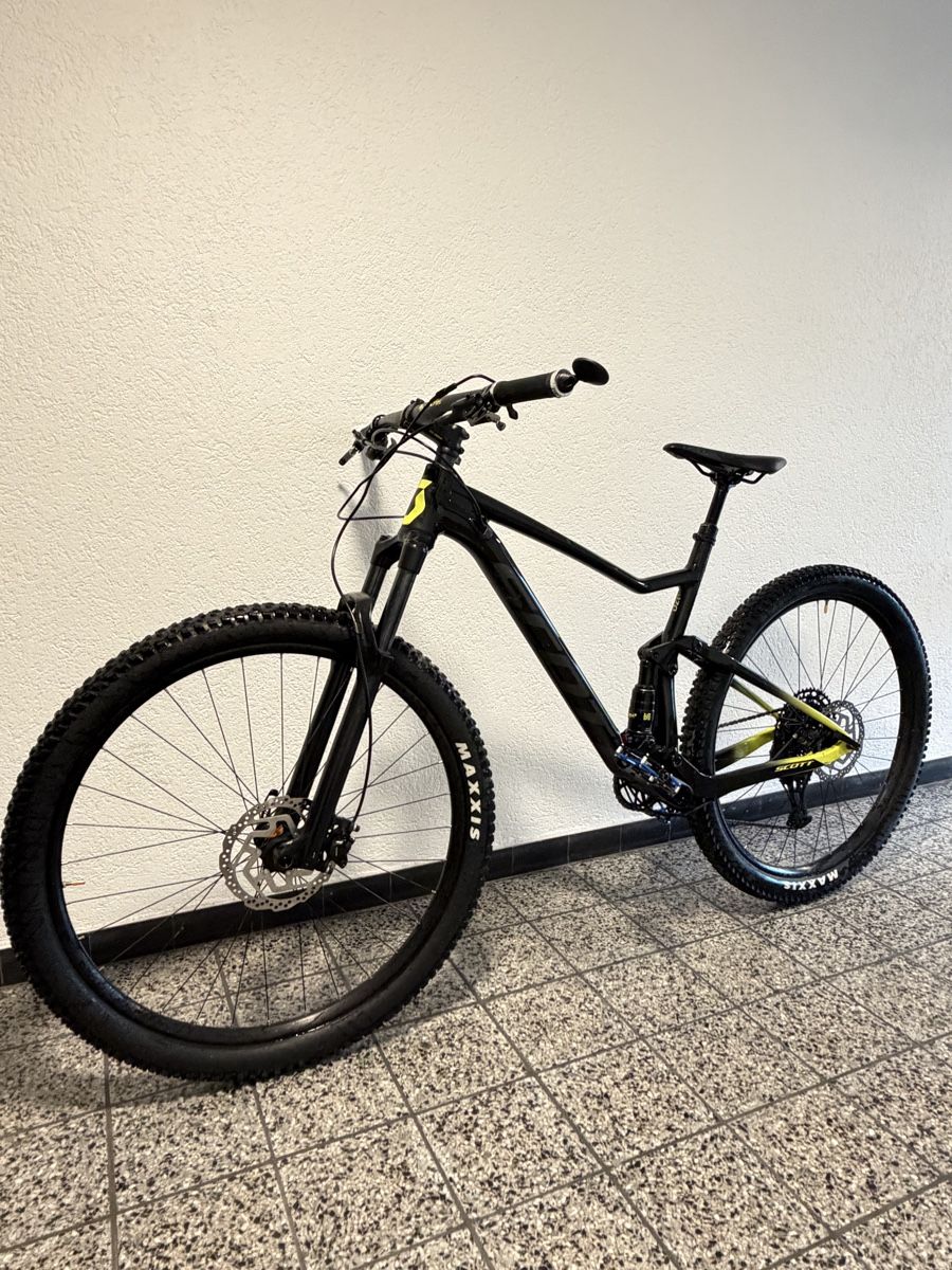 Scott Vélos: Scott Spark 950 Top MTB L – D'occasion à Stansstad par 91PD 1