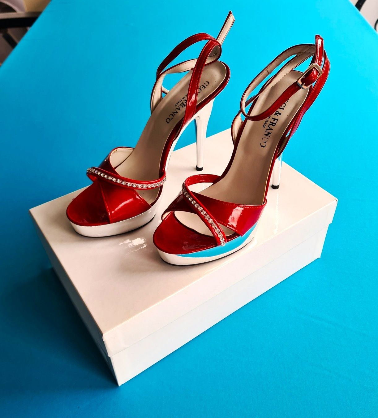 Scarpe da donna: Schuhe High Heels Gr. 37 – Usato da Saland venduto da V-Tour 1