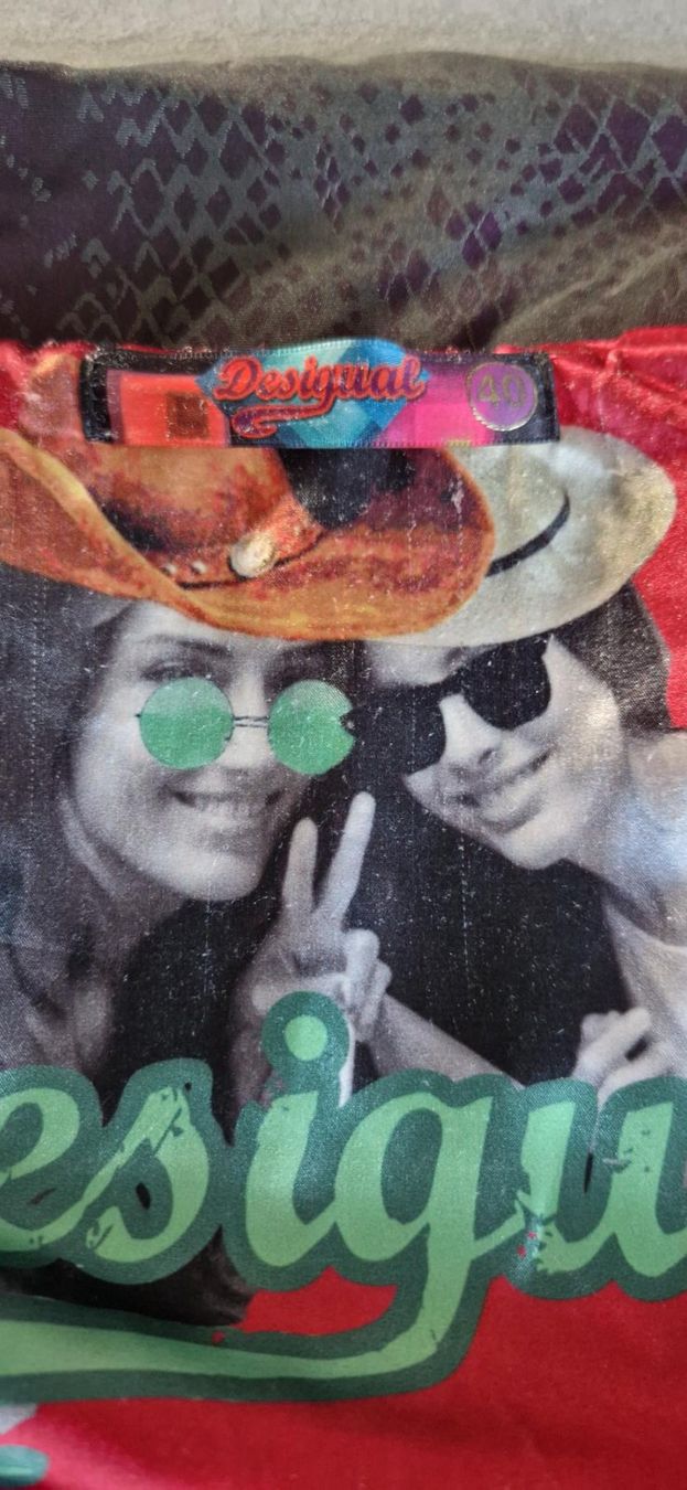 Desigual Mäntel: Mantel Desigual Patchwork bunte Knöpfe Grösse M – Gebraucht aus Neuenkirch von grisuleon1 1