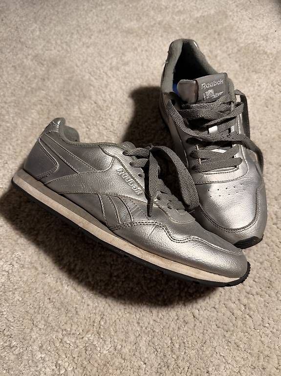 Scarpe da donna: Reebok Turnschuh Sneaker Silber  Gr. 39  – Usato da Meggen venduto da mar_rb27 1