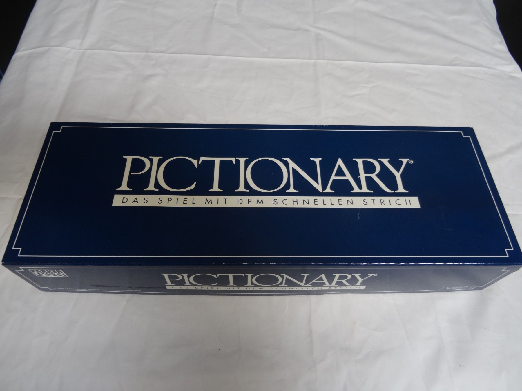Giochi: PICTIONARY – Nuovo e nell'imballaggio originale da Brügg BE venduto da fundus2