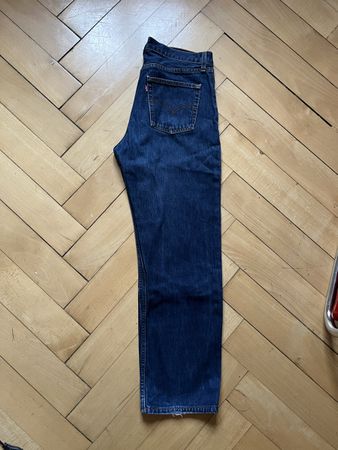 Jean Levi's bleu coupe droite taille 38