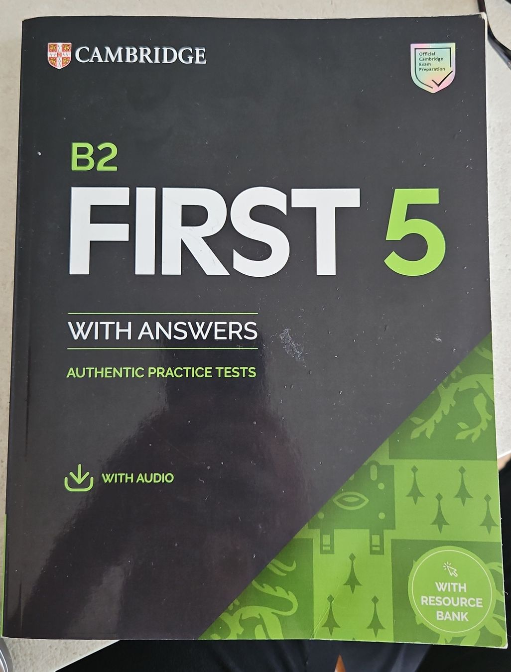 Libri: Cambridge B2 First 5 Tests mit Antworten & Audio – Usato da Weggis venduto da sil_6kxz