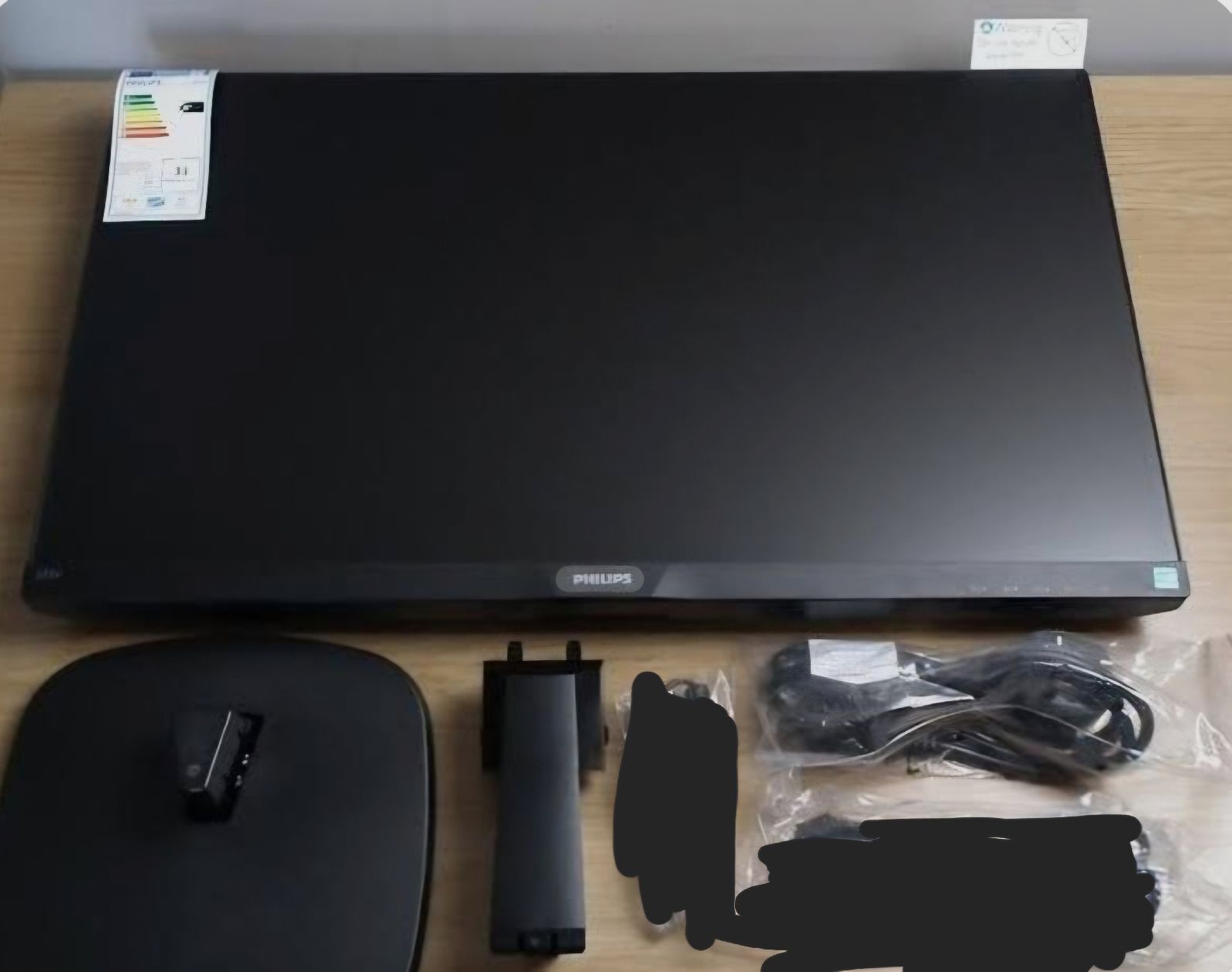 Philips Monitor:  Monitor Philips 27" Full HD (273V7QDAB) – Usato da Zürich venduto da Giuseppe77 2