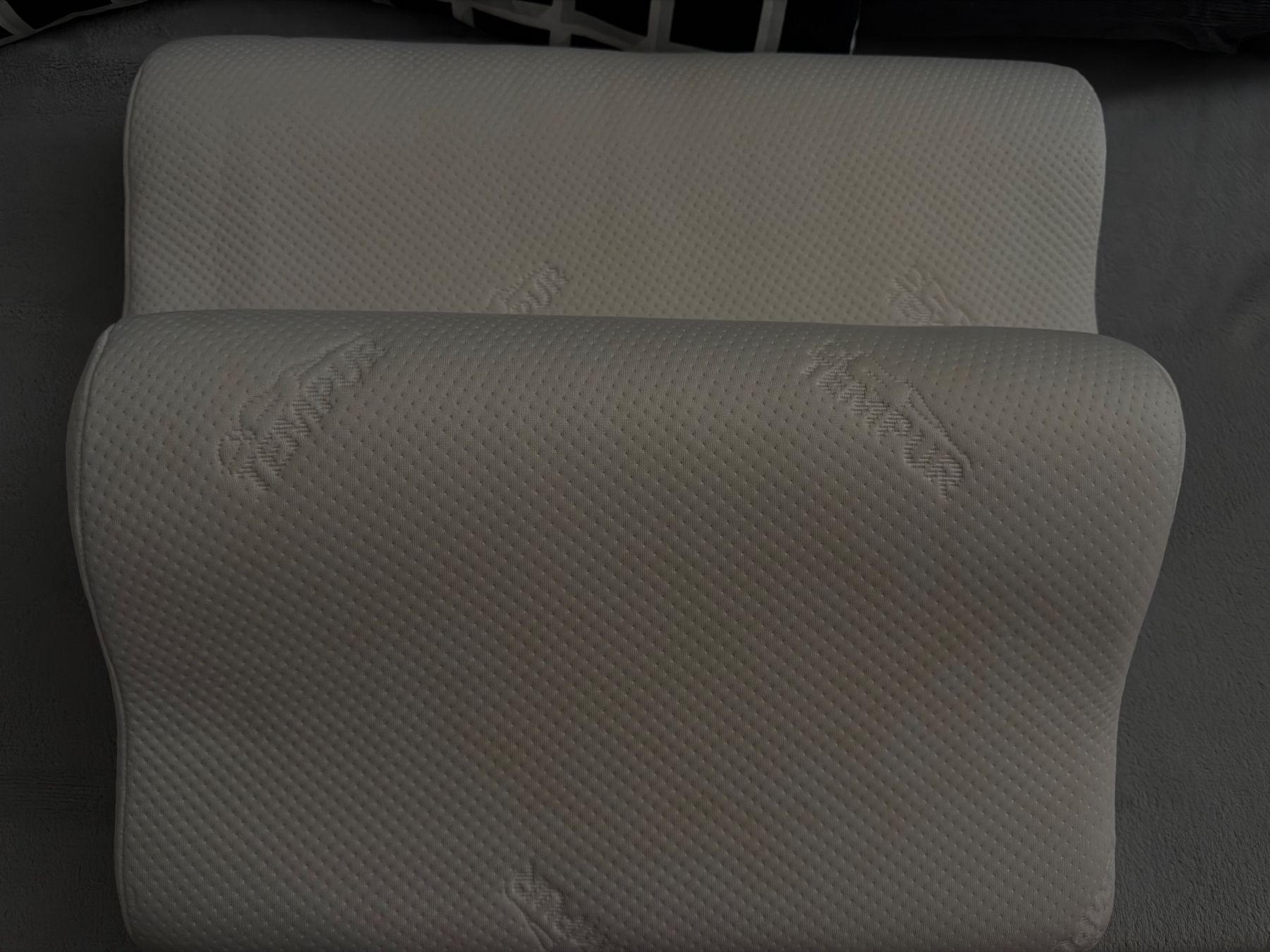 Tempur Cuscini: TEMPUR Pillows Set - Lightly Used for 3 Months – Usato da Bernex venduto da Oma44 2