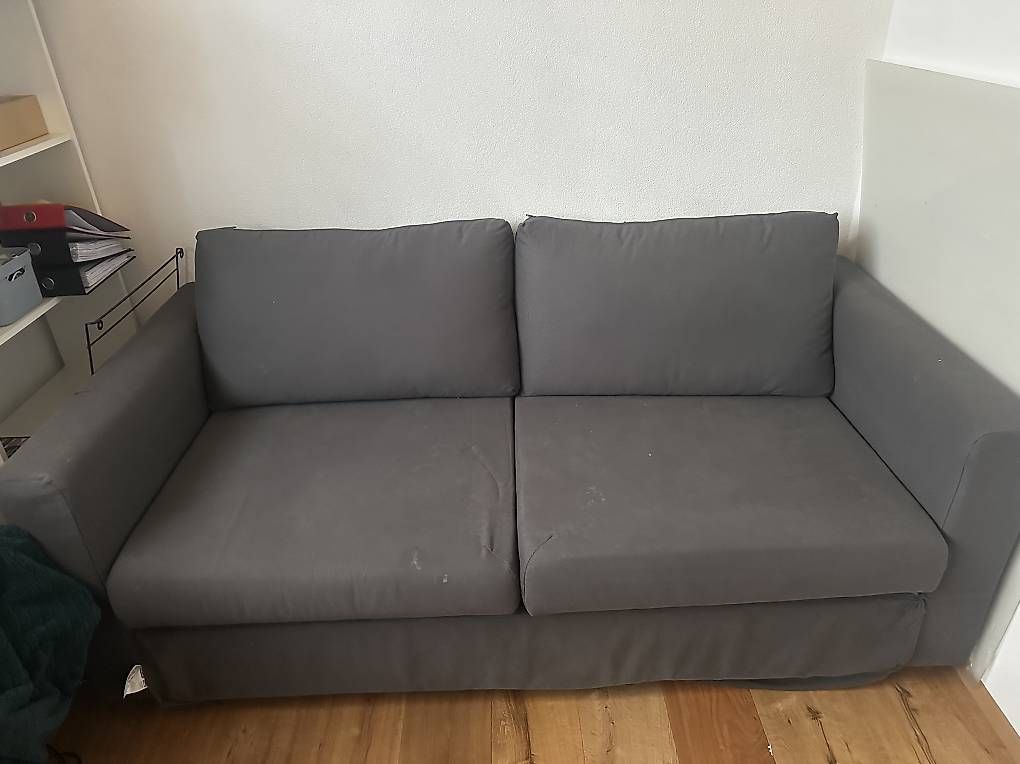 Sofas: Schlafsofa  – D'occasion à Oberdiessbach par Husky71