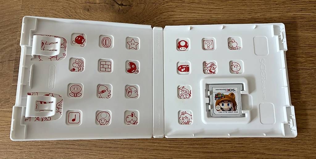 Nintendo Giochi: 3DS Super Mario 3D Land – Usato da Glattpark(Opfikon) venduto da Beubeu44 1