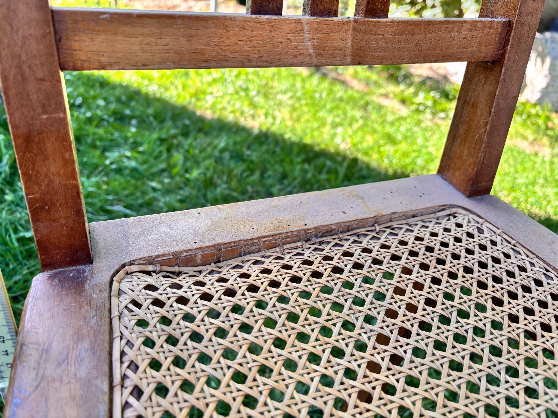 Chaises: Alter Holzstuhl gebraucht – D'occasion à Berneck par danilo5561 3