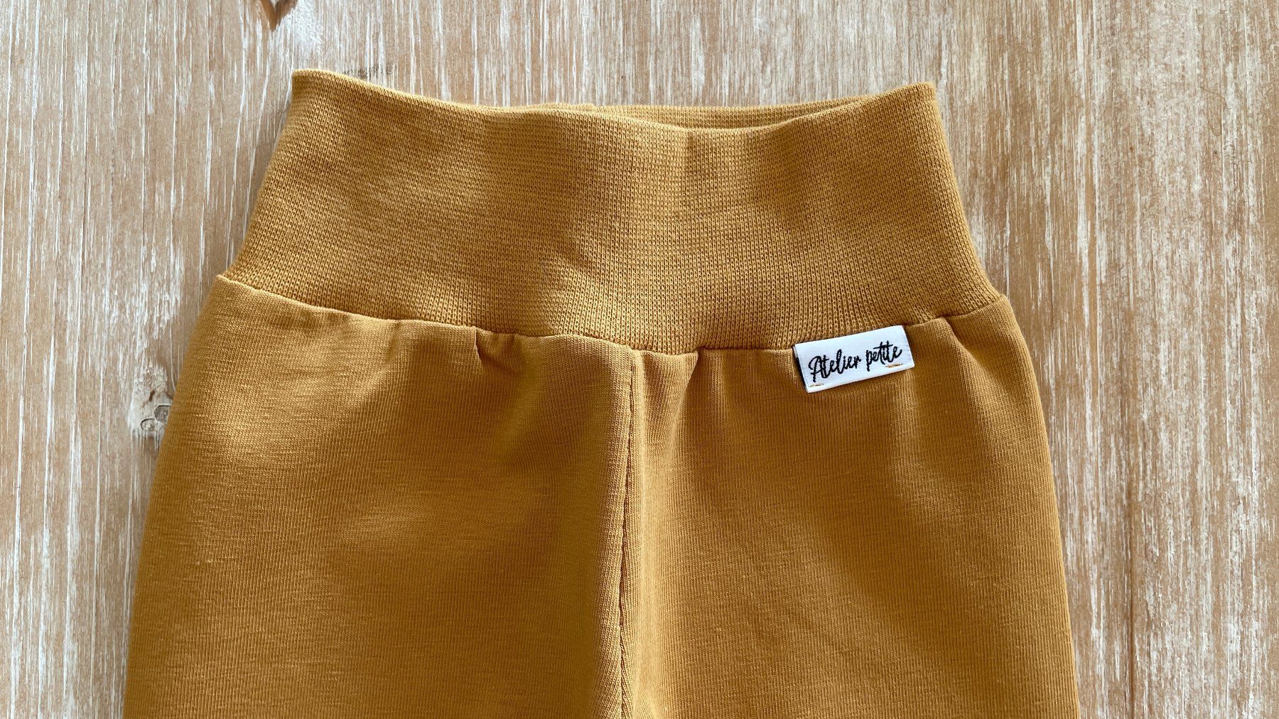 Calze & Collant: Leggins senfgelb, Grösse 80 – Nuovo (secondo la descrizione) da Burgdorf venduto da Crown. 1