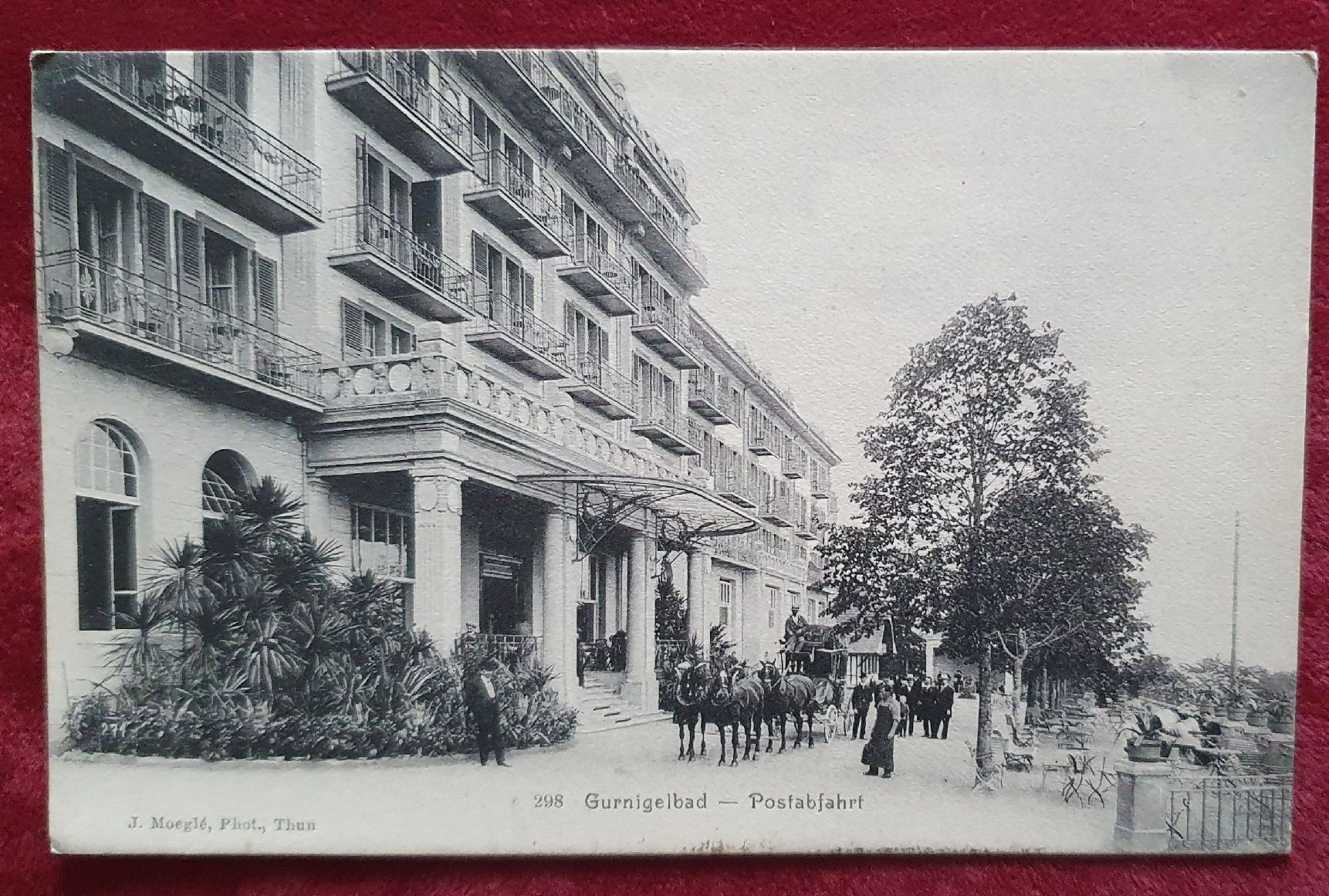 Cartoline postali: Hotels Gurnigelbad mit Postkutschenabfahrt – Usato da Kreuzlingen venduto da Rschweiz1